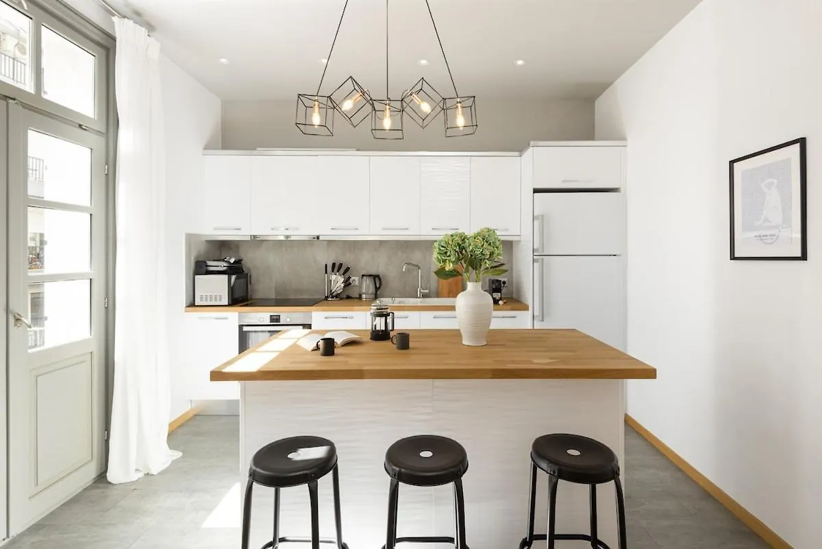 Innovative Upscale 2-Br Flat In Premium Location Thessaloníki 0*,  Grekland