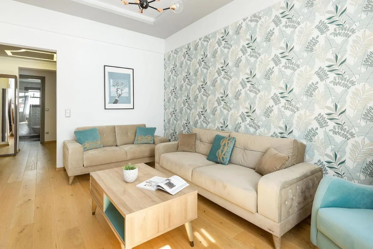 Innovative Upscale 2-Br Flat In Premium Location Thessaloníki